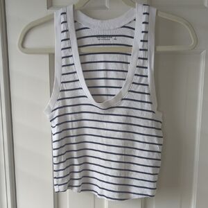 Abercrombie & Fitch White and Black Sleeveless Crop Tank Top